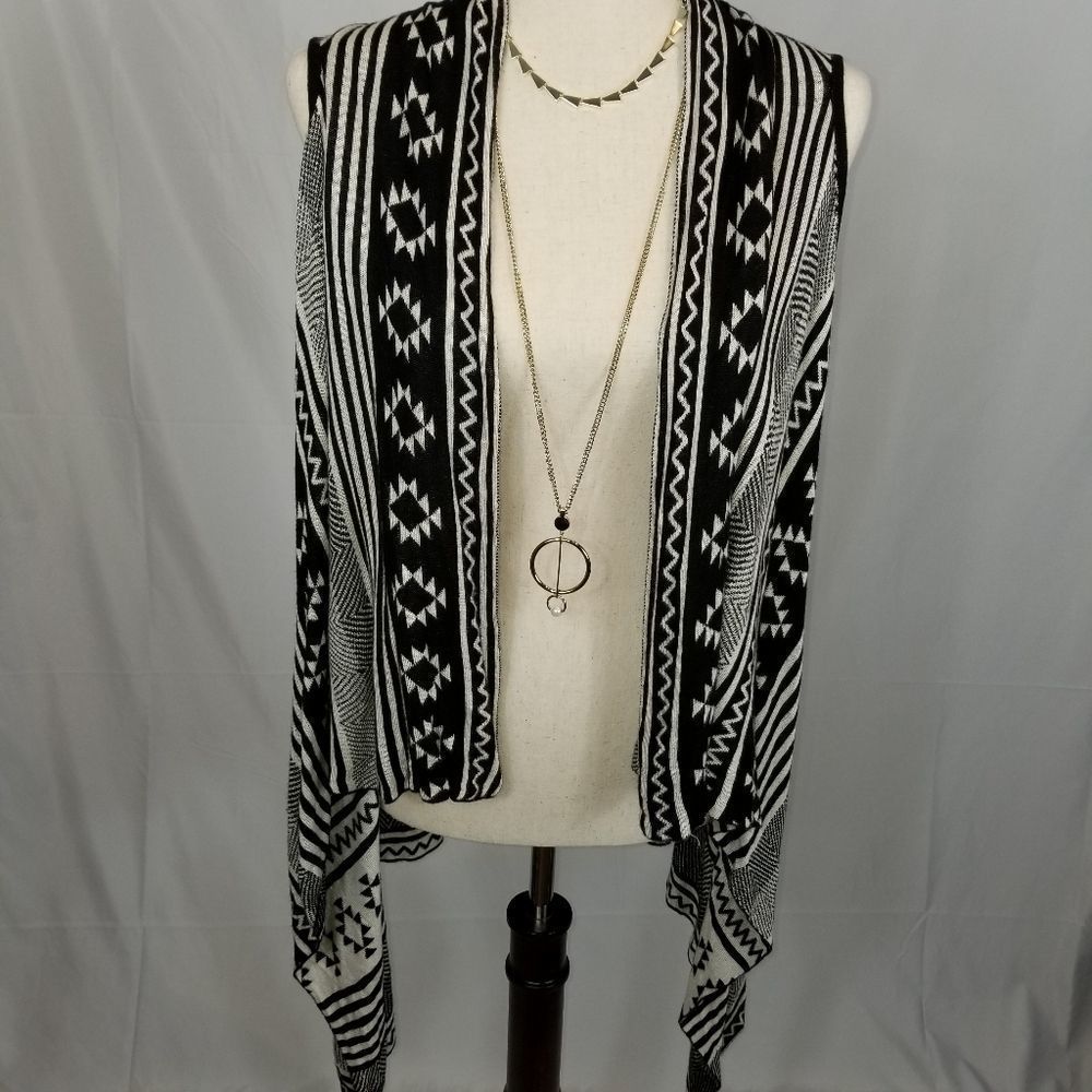 LUX APOTHETIQUE SWING SWEATER